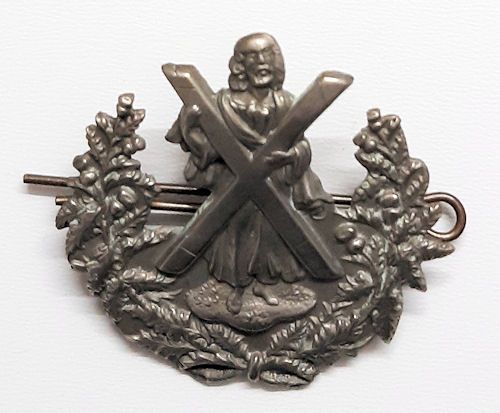 Queen's Own Cameron Highlanders Large Sporran- Cap Badge