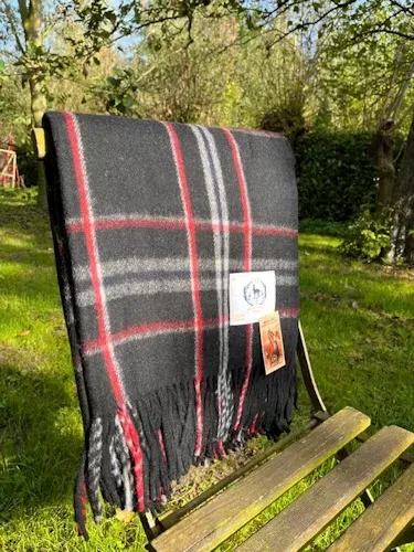 Plaid, Spirit of Titanic, gemaakt van gerecycled wol